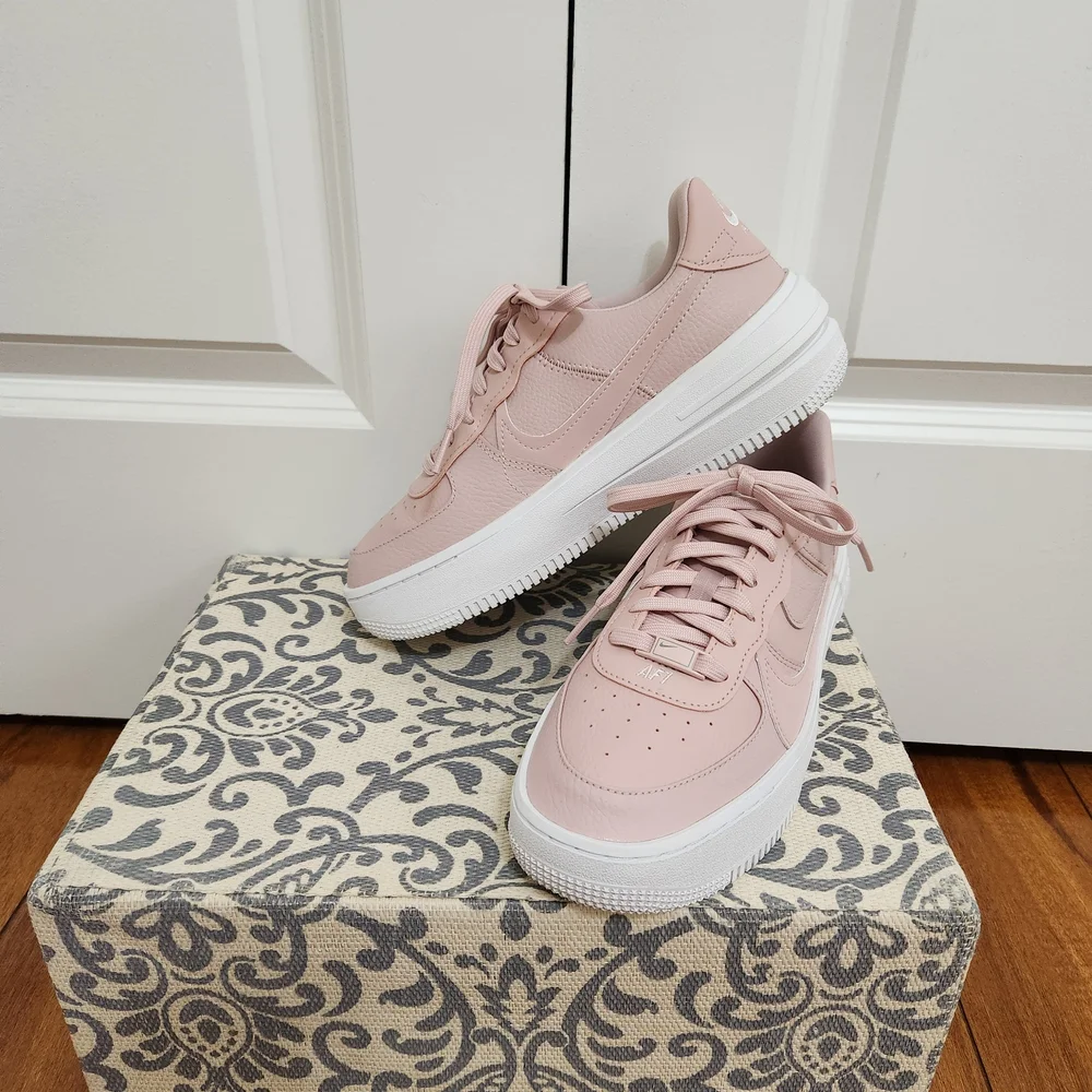 Nike Women’s Air Force 1 Low Sneakers - Pink